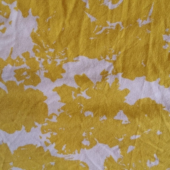 SUNSHINY Fancy Tee EUC 🌞 - Picture 2 of 9